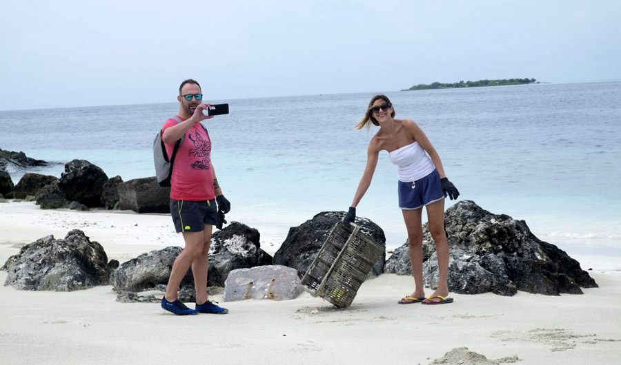 Angsana Velavaru Resort - Marine Lab