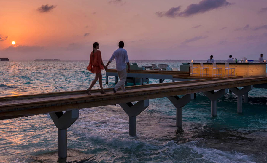 Four Seasons Resort - Seabar