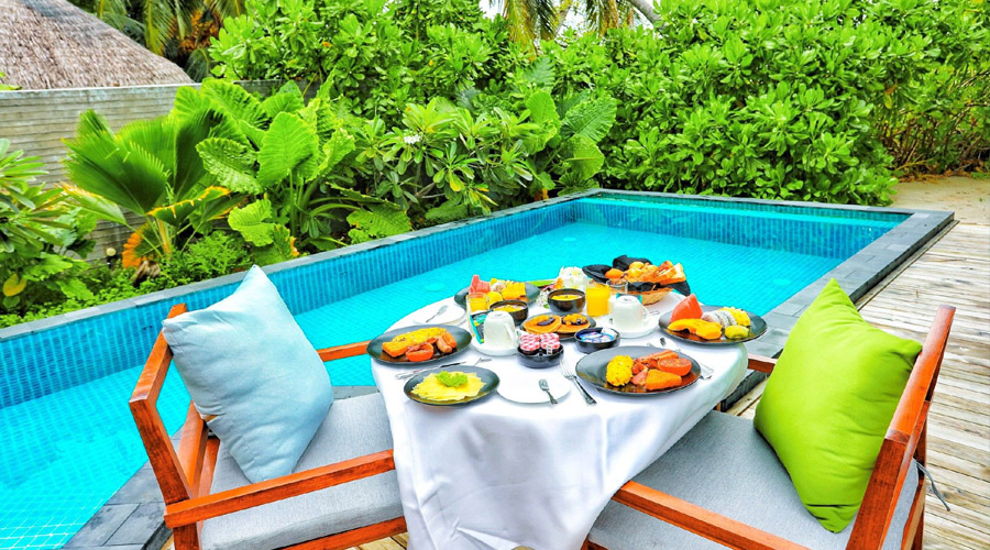 Furaveri Island Resort & Spa - In-Villa Dining