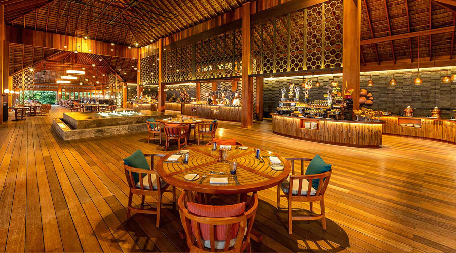 Hurawalhi Island Resort - Canneli Restaurant