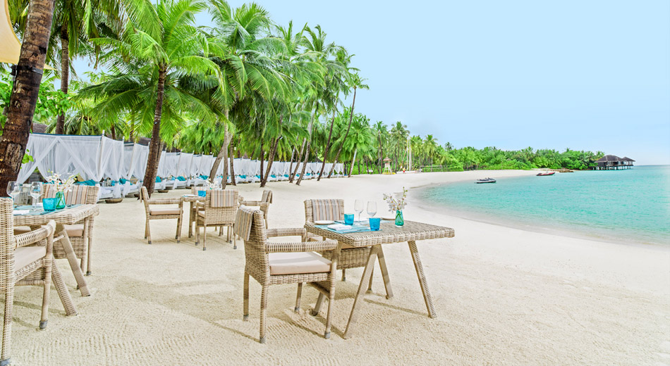 One & Only Reethi Rah Maldives - The Beach Club At Club One