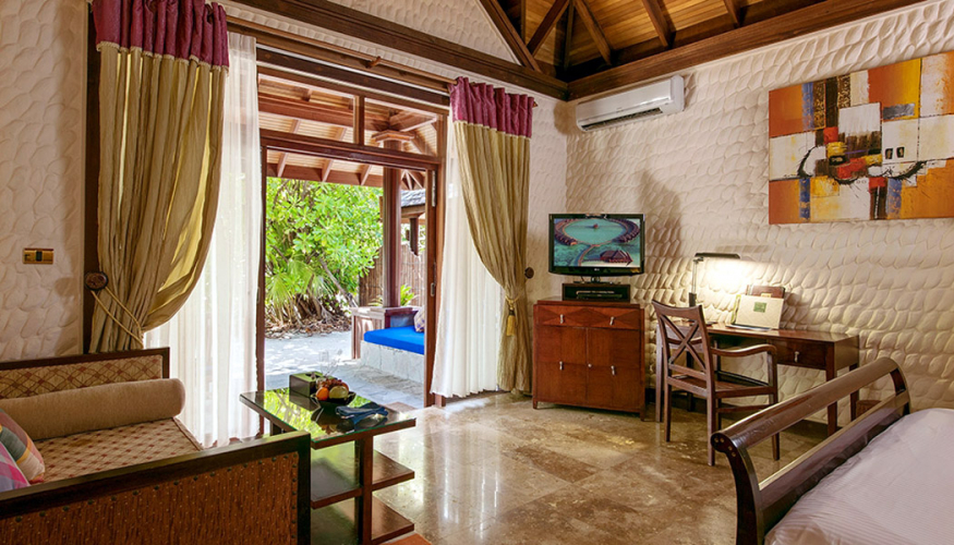 Olhuveli Beach & Spa Grand Beach Villa