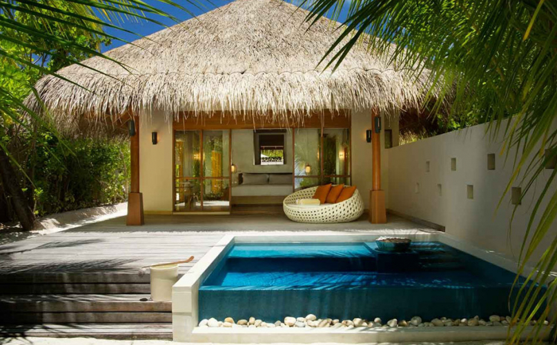 Huvafen Fushi Maldives Deluxe Beach Bungalow with Pool