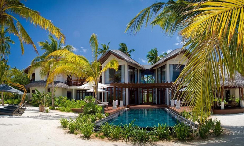 Constance Halaveli Resort Presidential Villa